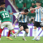 Lionel Messi (2nd R) of Argentina in action during a World Cup Group C match against Mexico at the Lusail Stadium on November 26 Image: XINHUA